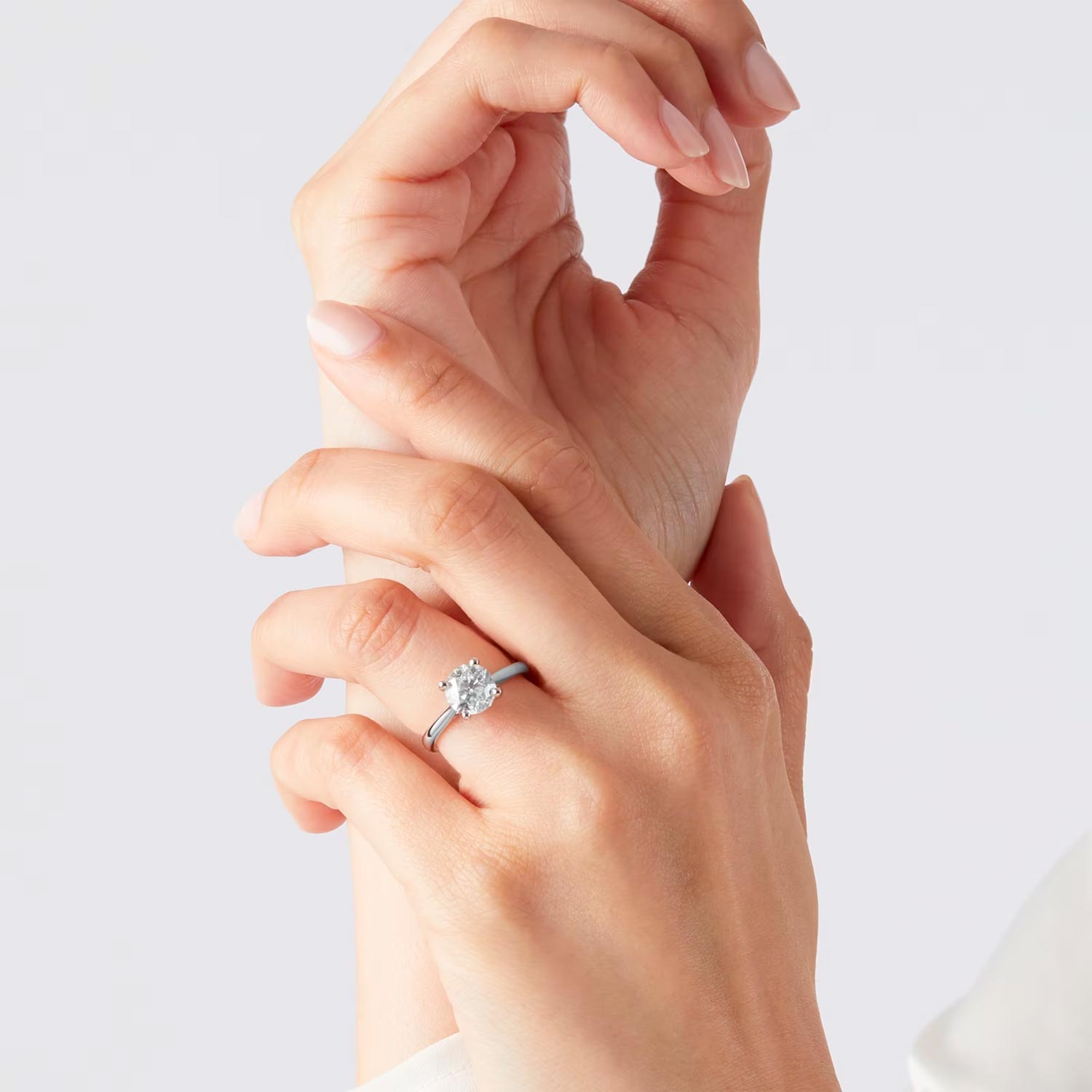 Platinum 2.00ct Round Solitaire Engagement Ring - imagine 2
